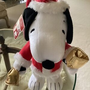 NWT. Musical Hallmark Bell Ringer Snoopy
